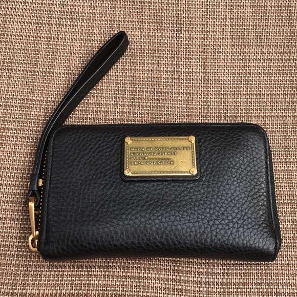 Marc By Marc Jacobs Handbags - Marc Jacobs wallet